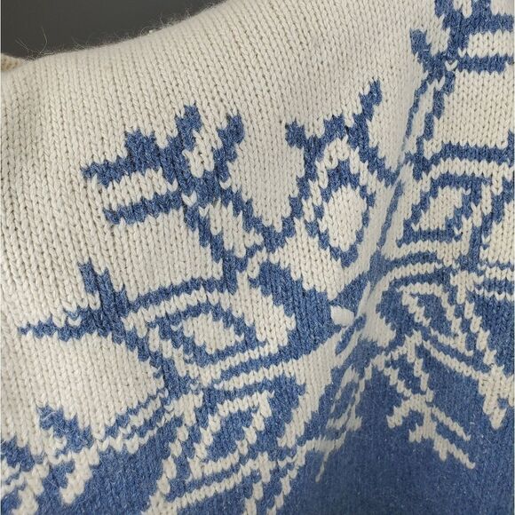 Y2K TAKEOUT mock neck‎ snowflake angora sweater M - Picture 6 of 7